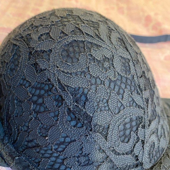 Victoria’s Secret bra - Picture 2 of 5